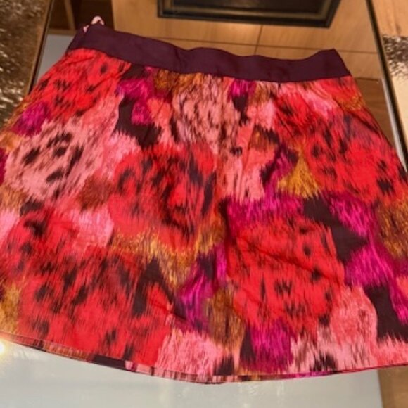 Pre-Loved J Crew Pink and Red Ikat Mini Skirt - Women's Size 8 - Picture 1 of 5